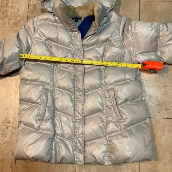 Tommy Hilfiger Down Filled Silver Gray Women’s Winter Hooded Puffer Coat Size 1X - Picture 4 of 12
